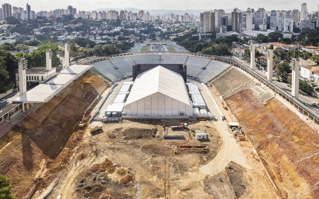 O meu, o seu, o nosso Pacaembu agora é deles